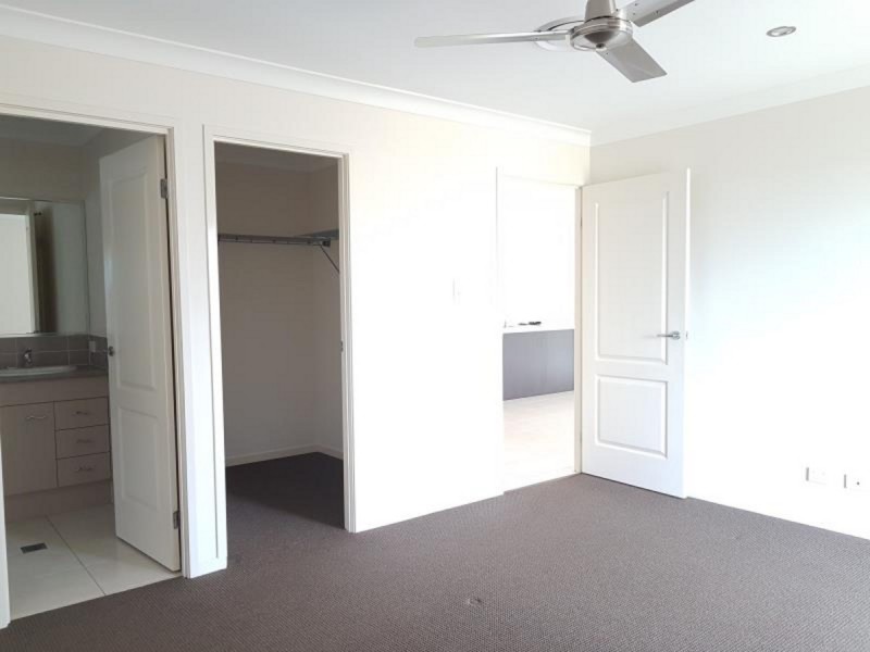 19 Kildare Crescent, Parkhurst QLD 4702